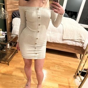 Fashion nova dress (tags on) size small!
